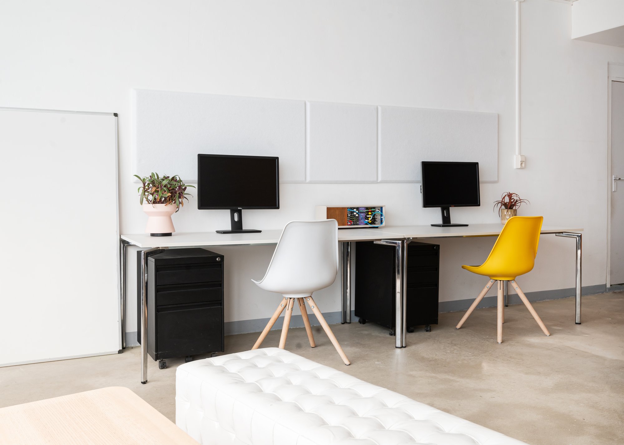 Desk zone